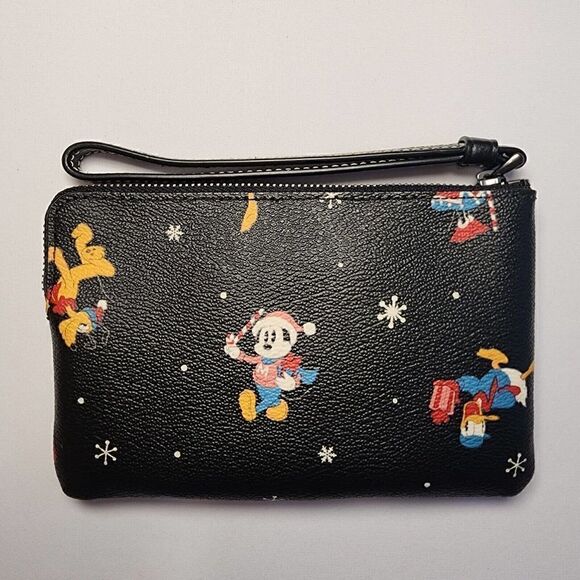 NWT Coach CN031 Disney Corner Zip Wristlet Holiday Minnie Mickey Daffy Pluto - Picture 2 of 3